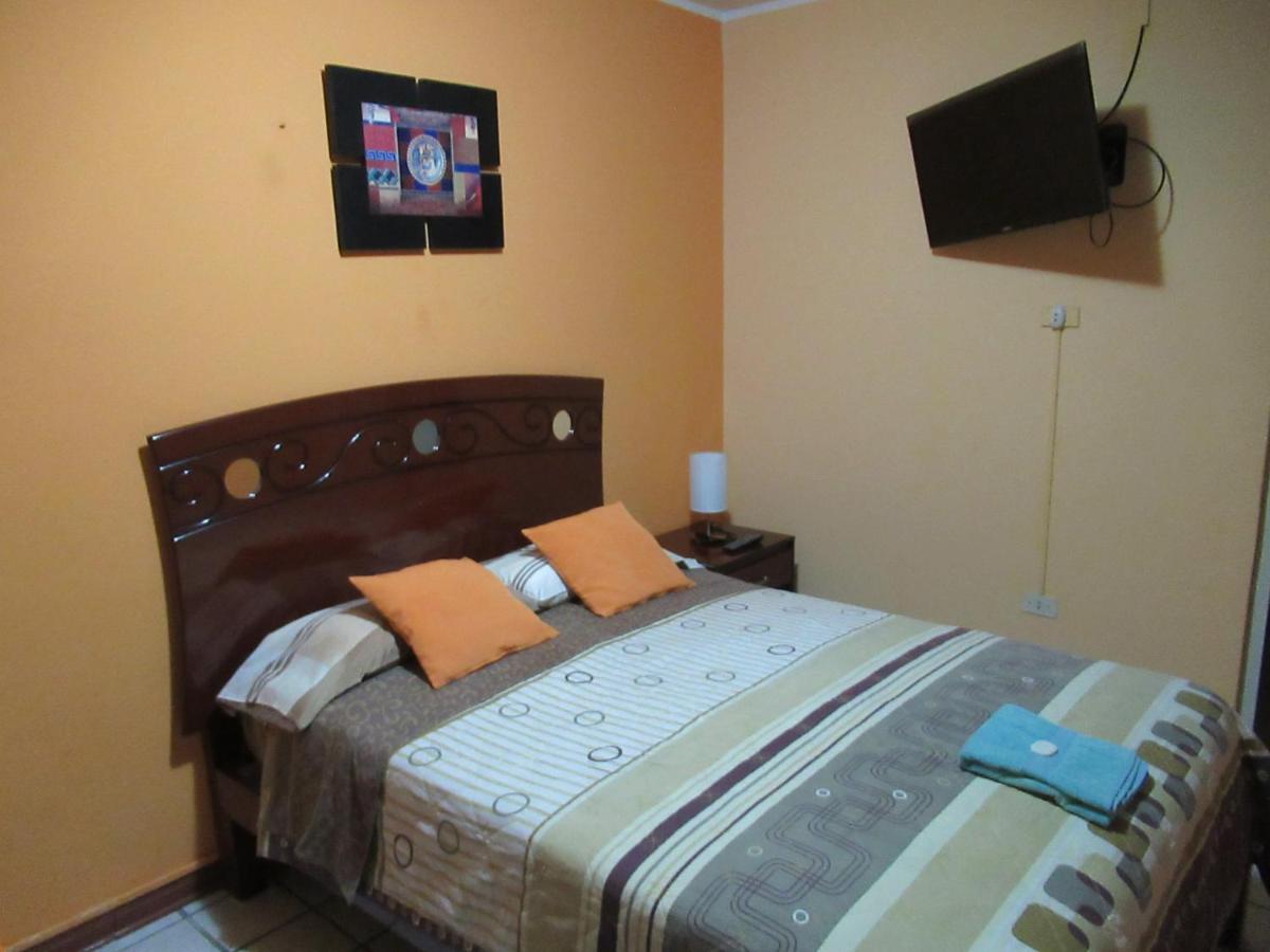 Kurmi Hostel Lima Airport Екстериор снимка