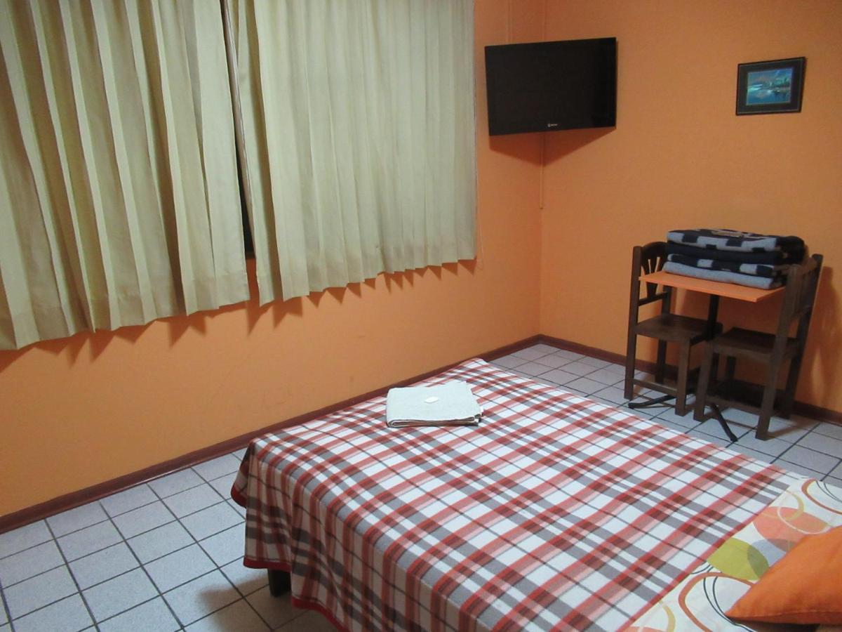 Kurmi Hostel Lima Airport Екстериор снимка