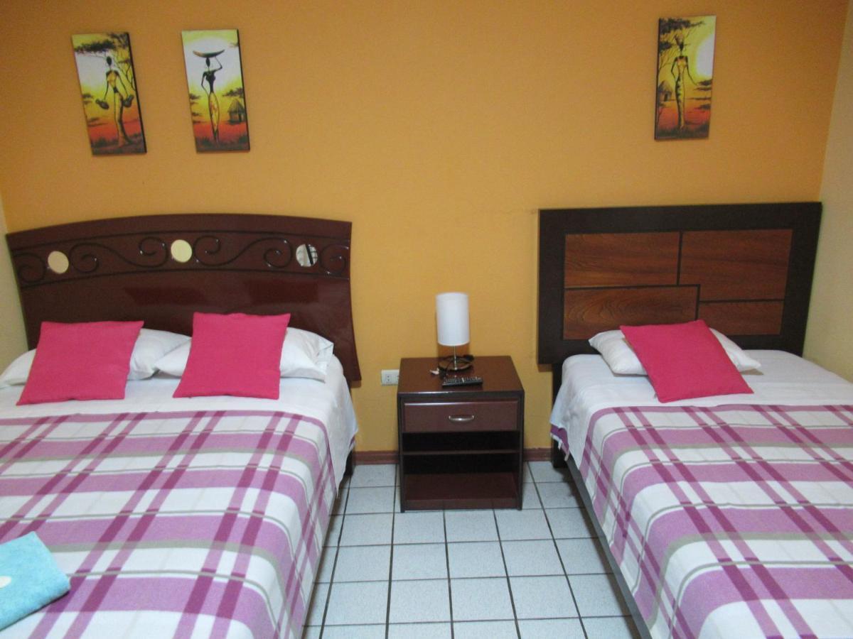 Kurmi Hostel Lima Airport Екстериор снимка