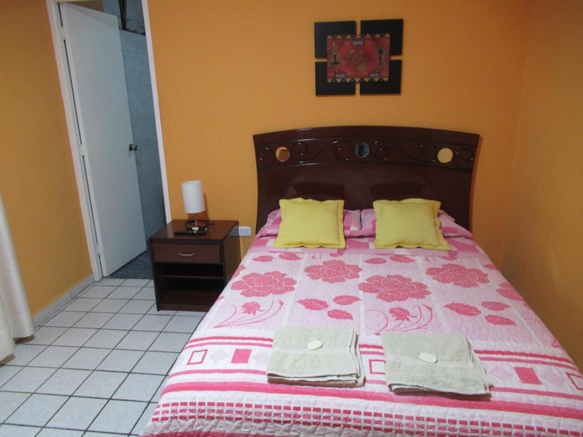 Kurmi Hostel Lima Airport Екстериор снимка