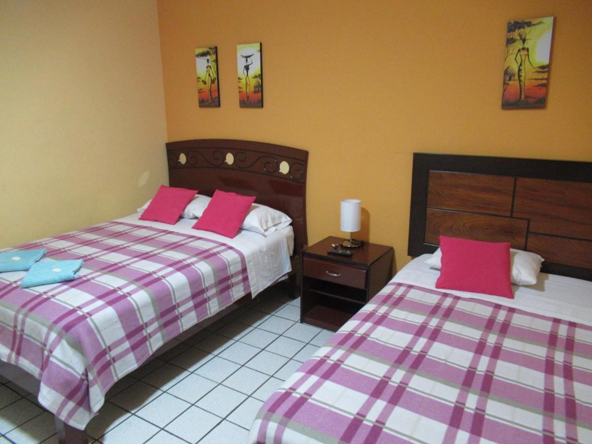 Kurmi Hostel Lima Airport Екстериор снимка