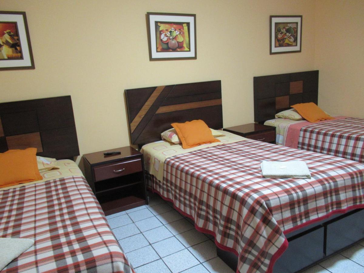 Kurmi Hostel Lima Airport Екстериор снимка