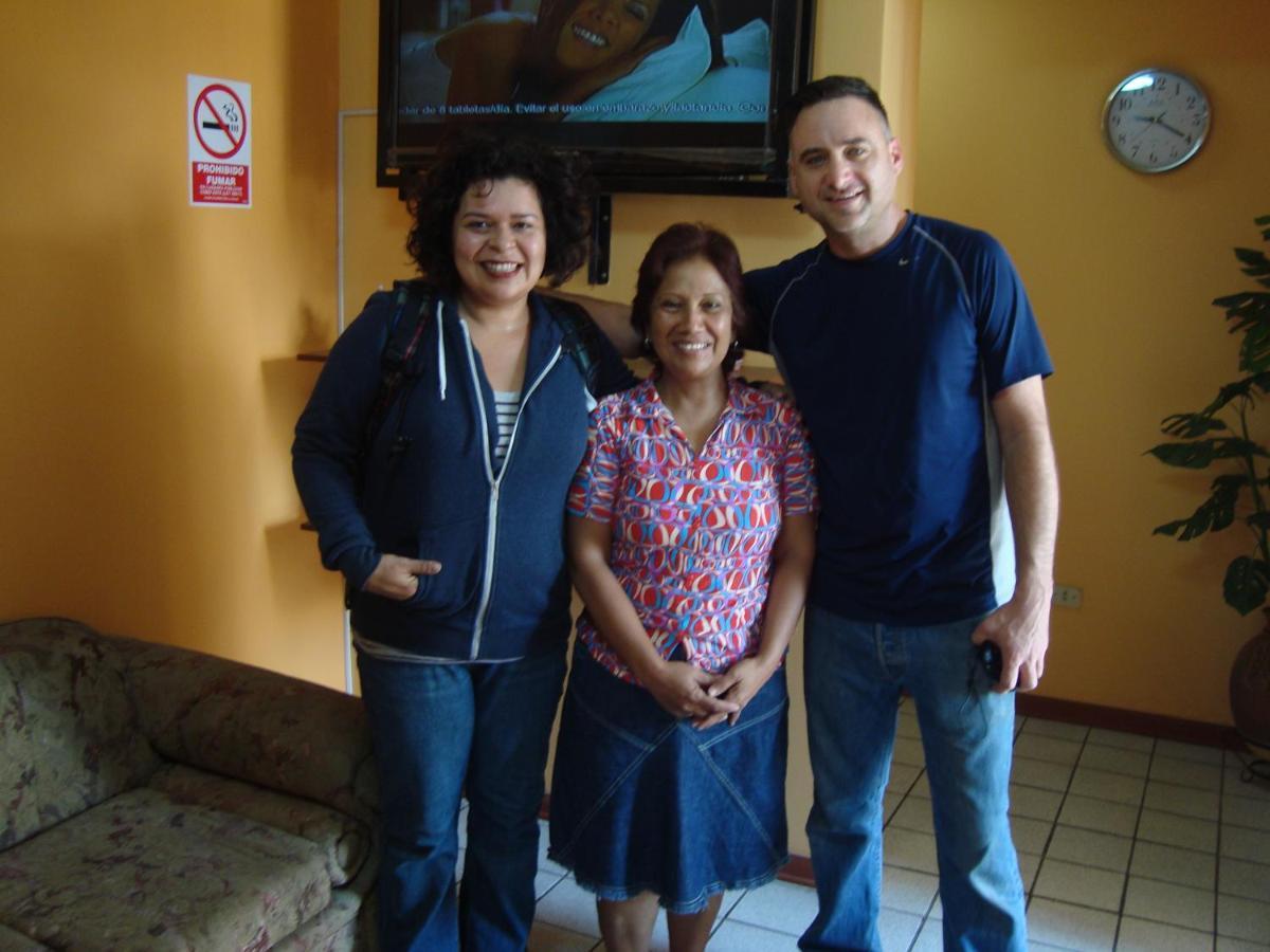 Kurmi Hostel Lima Airport Екстериор снимка