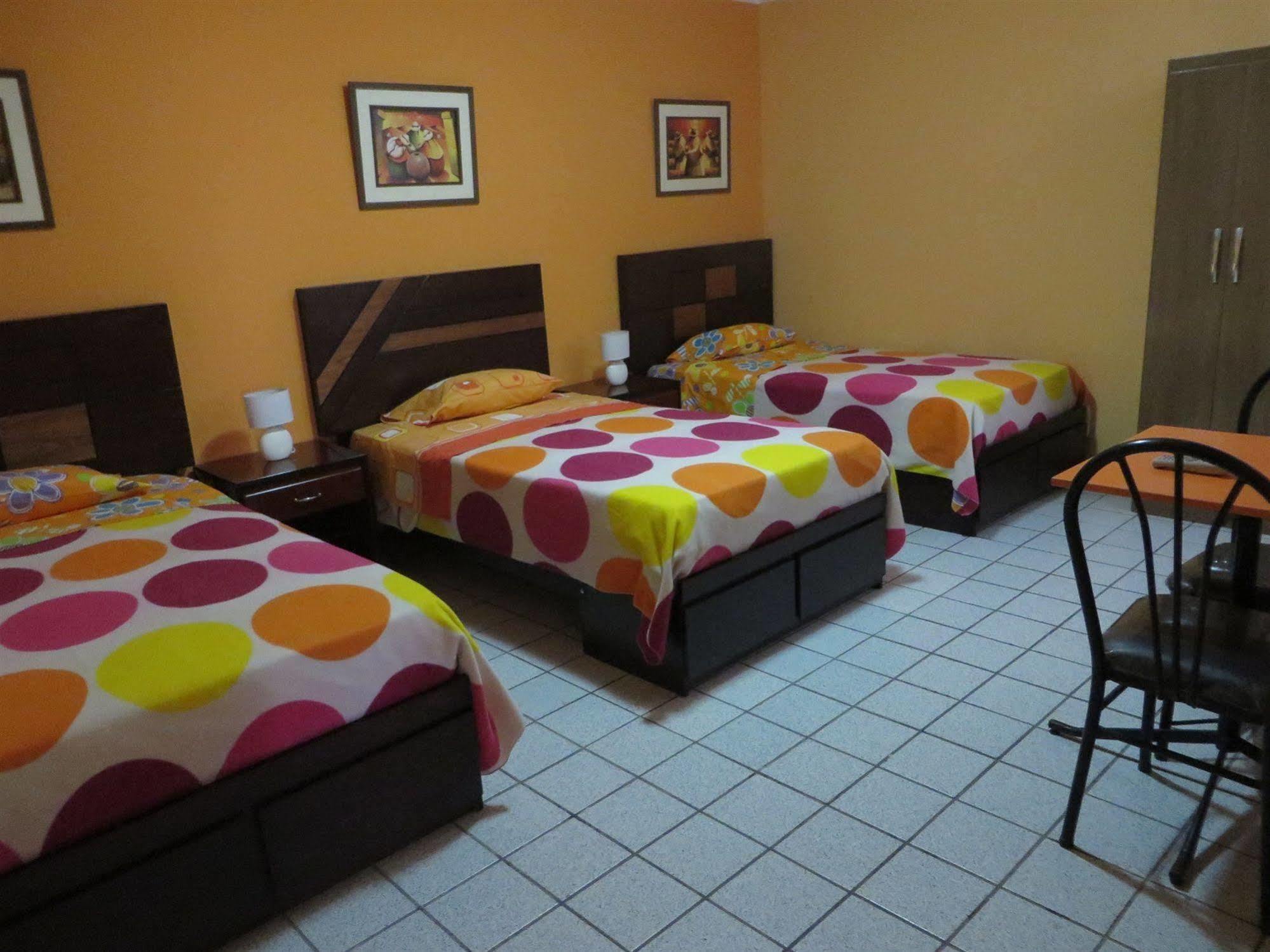 Kurmi Hostel Lima Airport Екстериор снимка